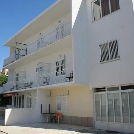 With A Parking Space - 2599 Lägenhet Makarska