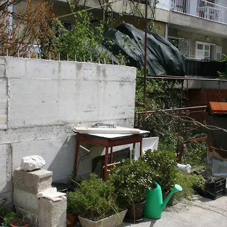 With A Parking Space - 2599